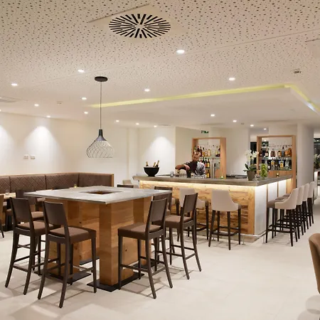 Wyndham Garden Messe Hotel Monaco di Baviera