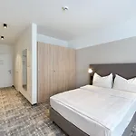 ويندام جاردن ميونخ ميسه 4* ميونيخ