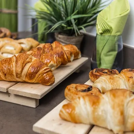 Wyndham Garden Messe 4*