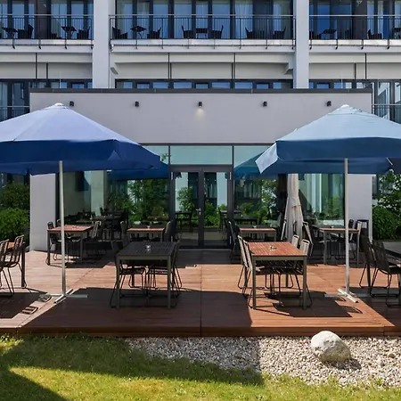 Отель Wyndham Garden Messe 4*