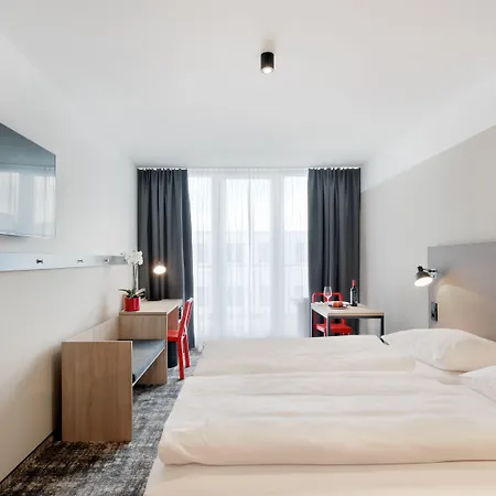 Wyndham Garden Messe Мюнхен