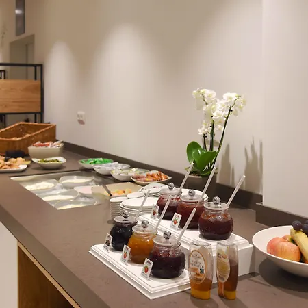 Wyndham Garden Messe Отель Мюнхен