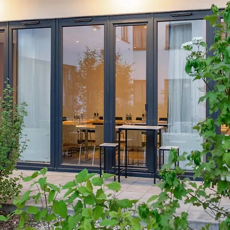 Wyndham Garden Messe 4*