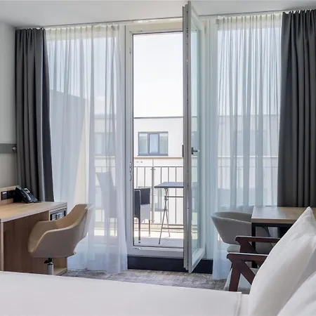 Wyndham Garden Messe 4*