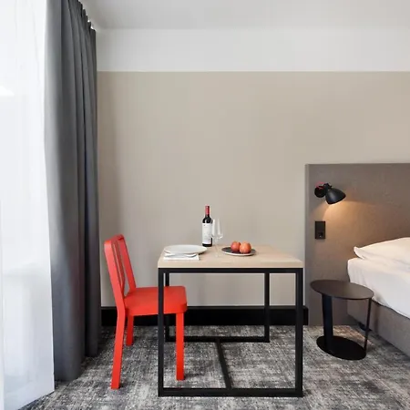 Wyndham Garden Messe ホテル