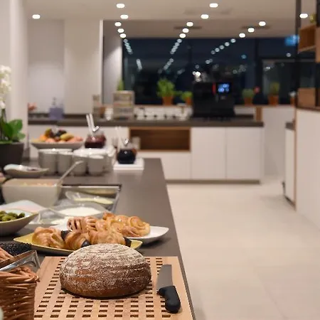 Wyndham Garden Messe 4* מינכן
