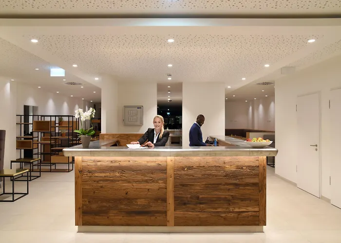 Wyndham Garden Messe 4*