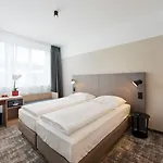 Wyndham Garden Messe Мюнхен