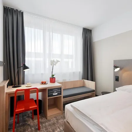 Hotell Wyndham Garden Messe