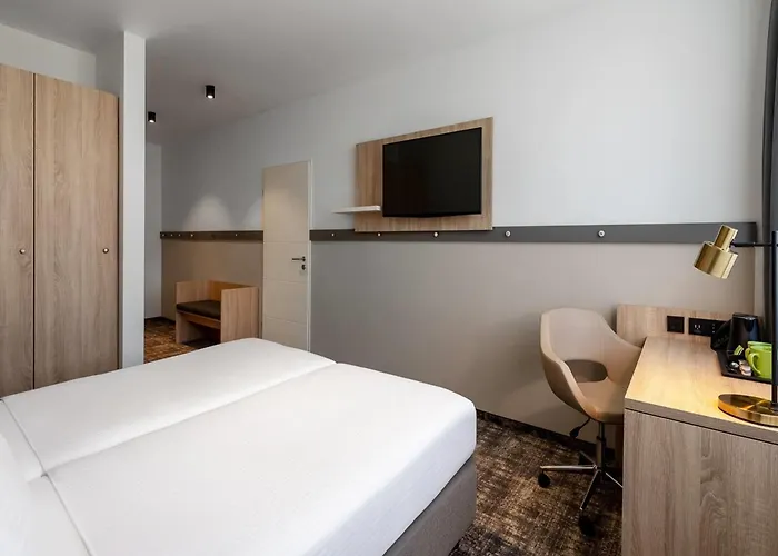Szálloda Wyndham Garden Messe 4*