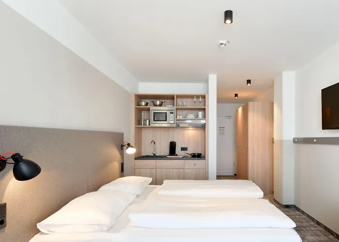 Hotel Wyndham Garden Messe Munich
