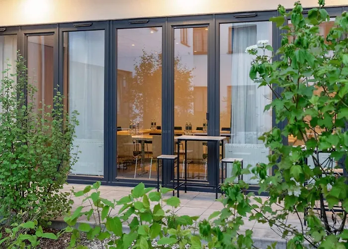 Wyndham Garden Messe 4*